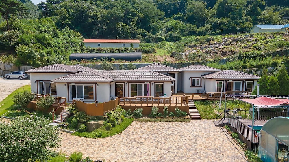 Ganghwa Herb Pension view 4