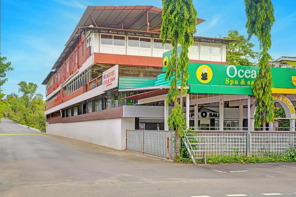 Fabhotel Ojas Inn