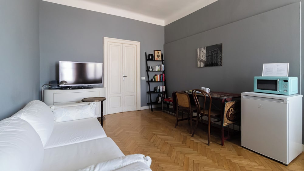 Italianway - Rosmini 13 B