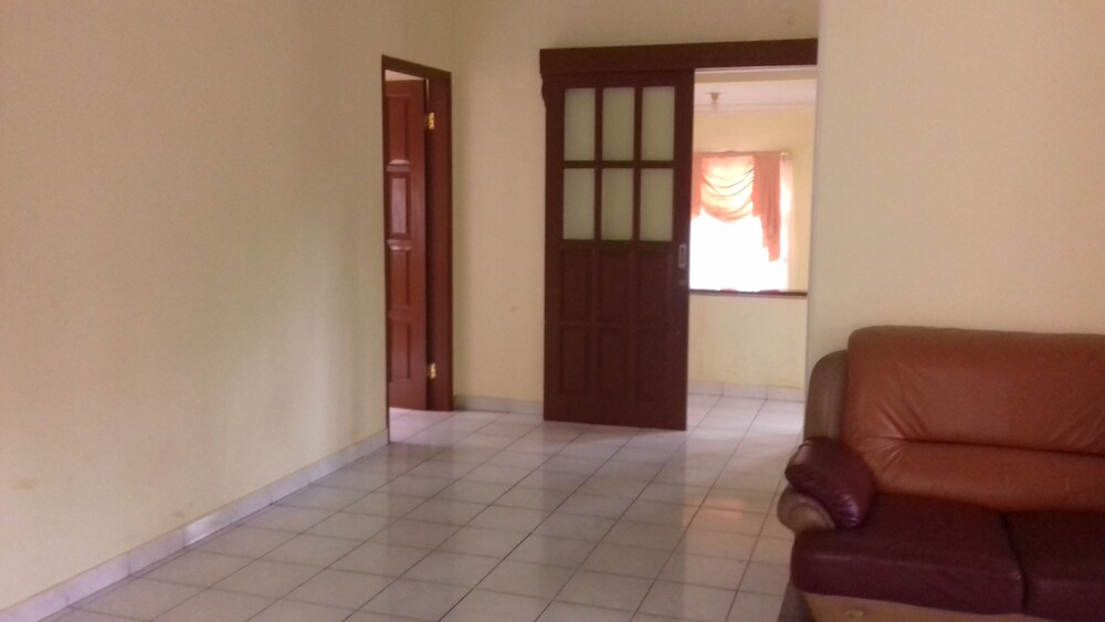 Villa Kota Bunga Semanggi