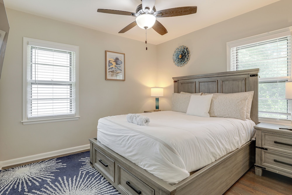 Updated Piedmont Heights Apt - 5 Mi to Dtwn Atl!