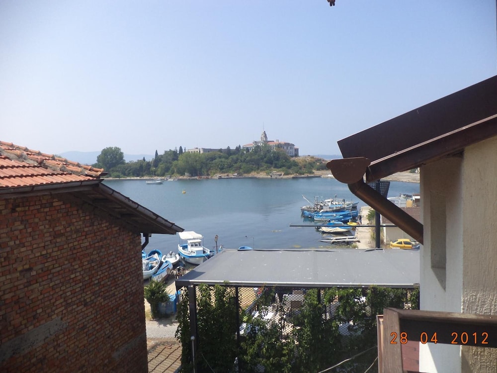Guest House Liliya