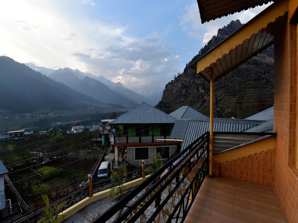 OYO 13457 Home Luxury Stay Hills Hampta Pass