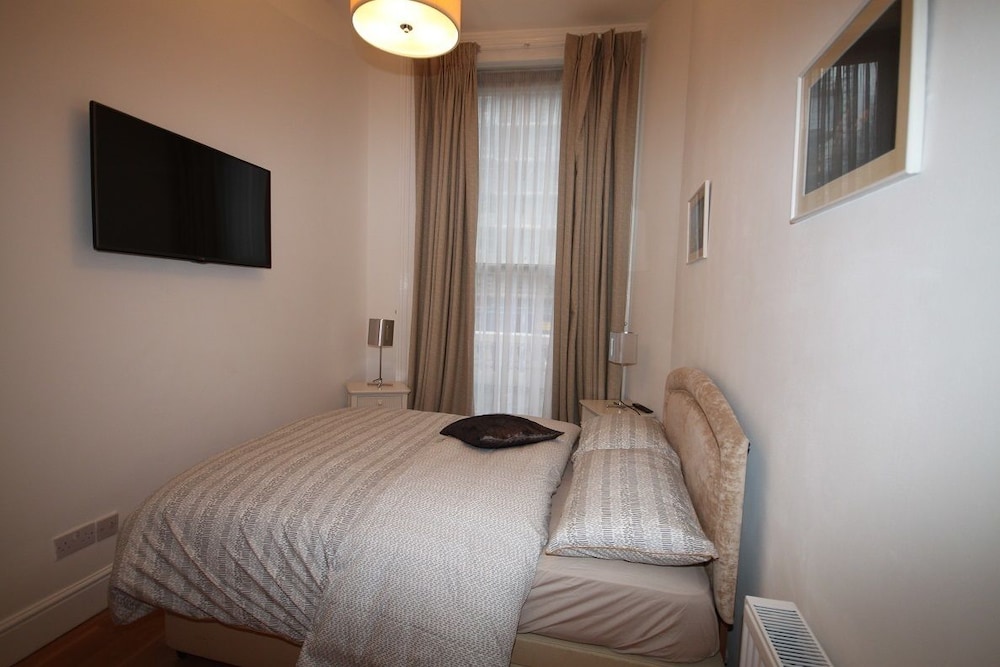Belgravia Apartments - Gloucester Road photo 5