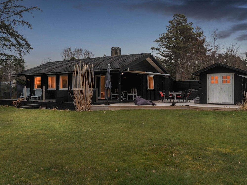 5 Star Holiday Home in Vejby