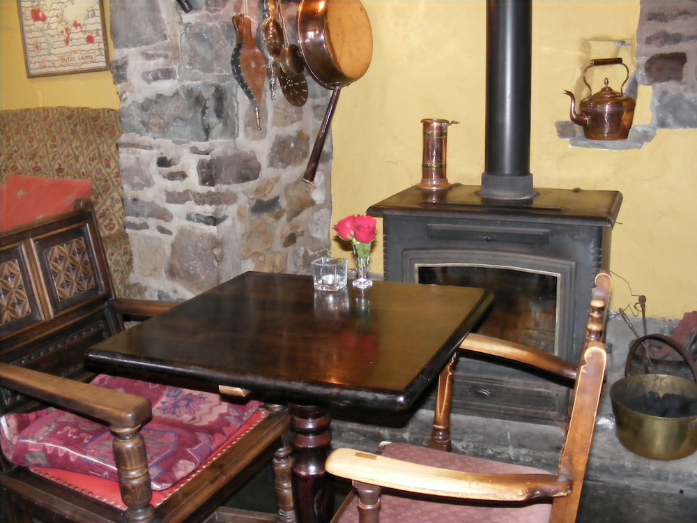 The Tree Inn