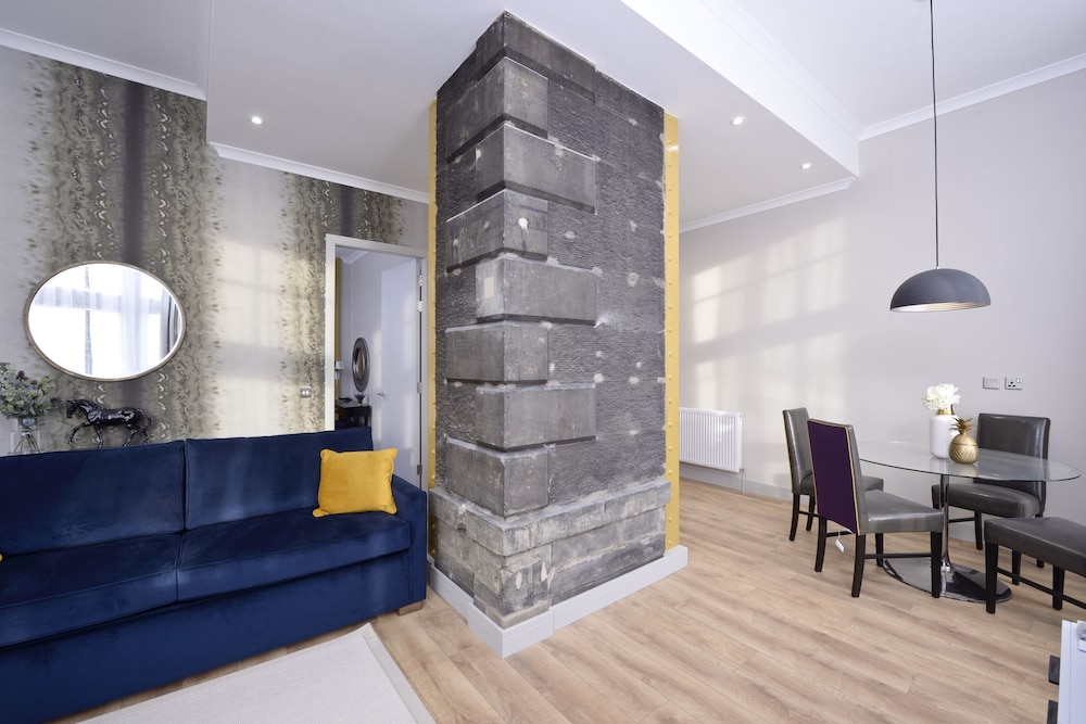 Destiny Scotland Charlotte SQ Apartments