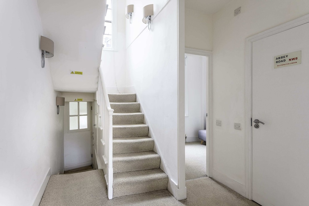 Bright Marylebone Apartment