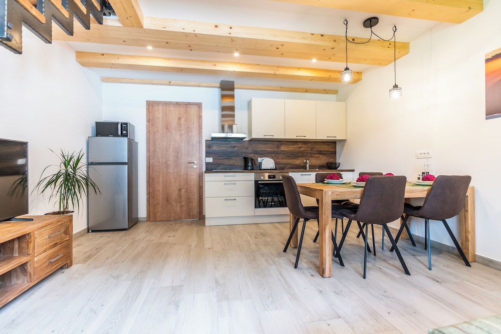 APARTMA MM