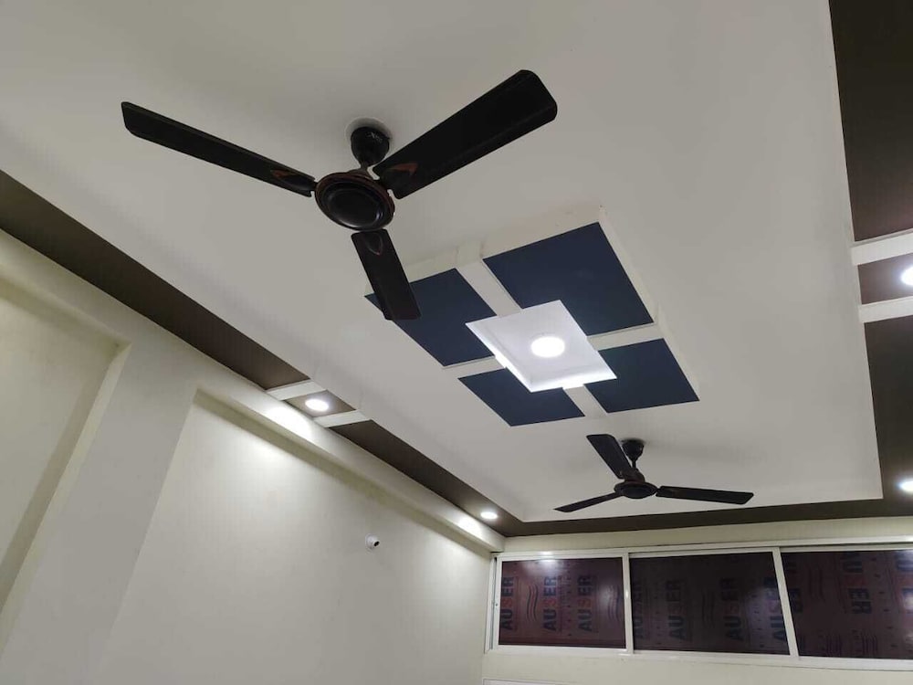 Shree Ayodhya Guest House