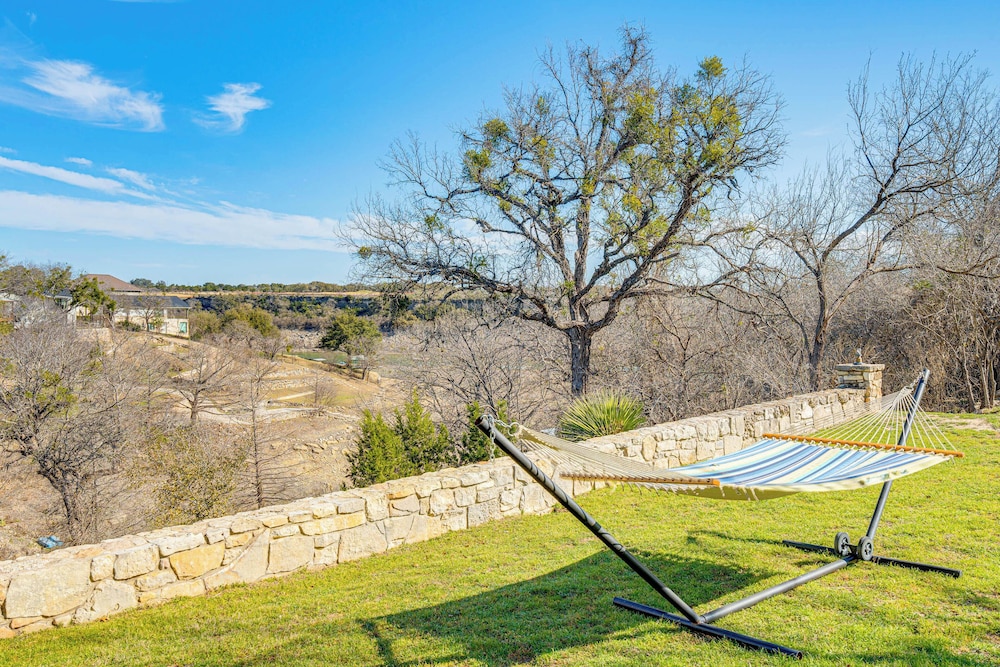 Hill Country Retreat w/ Lake View, Deck & Balcony