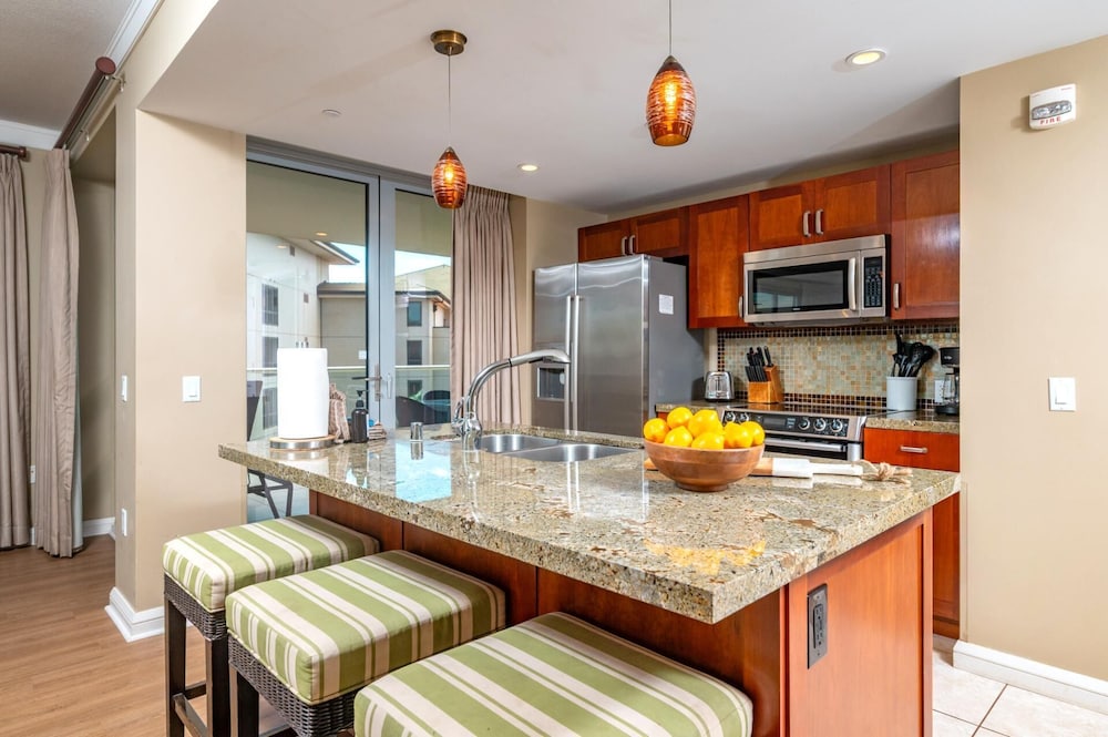 Honua Kai Hokulani 2 Free Rental Cars KBM Resorts Most Stunning Views 2 Units, 5 Bedrooms Ml-1895