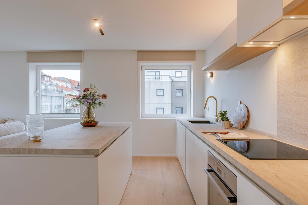 BE KNK Eliz 102-4a in Knokke-heist