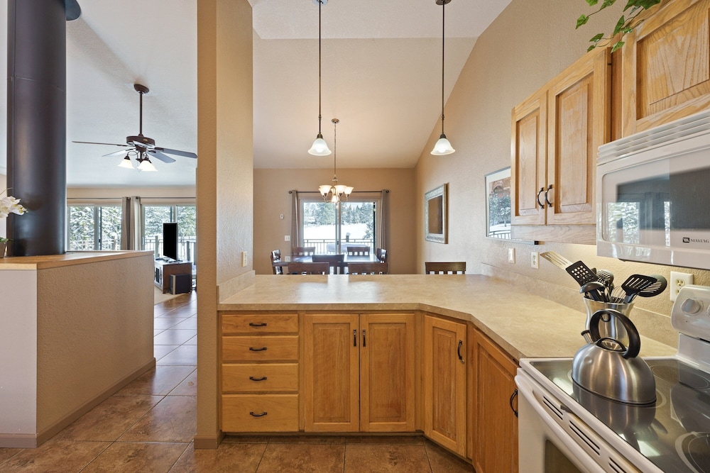 8 Umpqua Ln 4 Bedroom Home