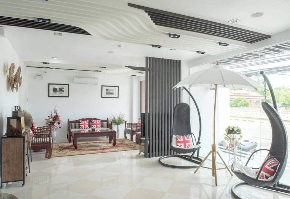 ThatLuang View Hotel