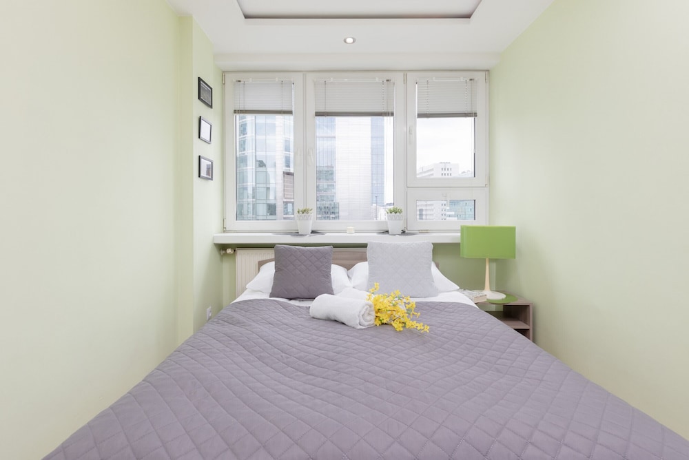 Apartment Jana Pawła II by Renters view 5