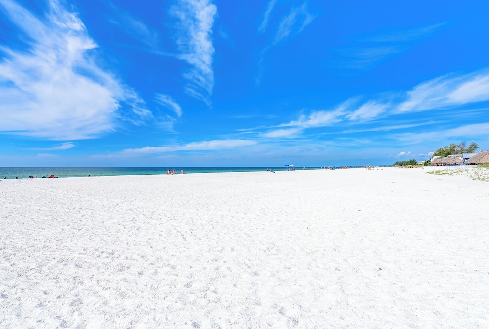 Anna Maria Island Blue Bella Bliss - Private Heated Pool