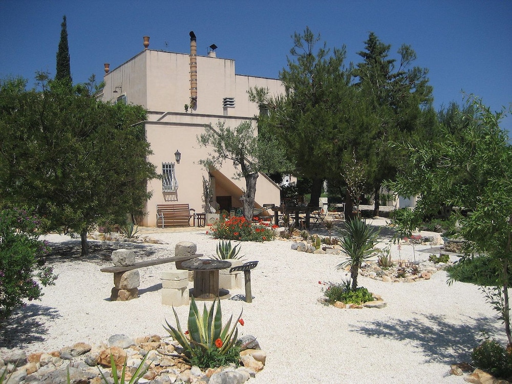 Photo 37