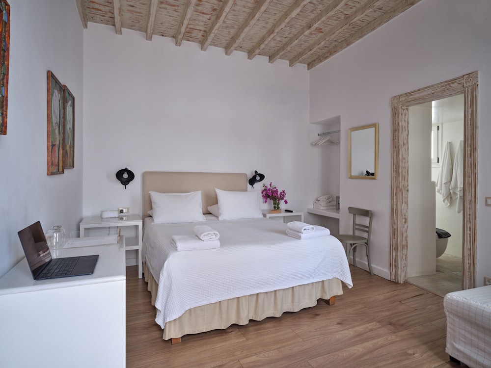 La Maison Kalogera view 4