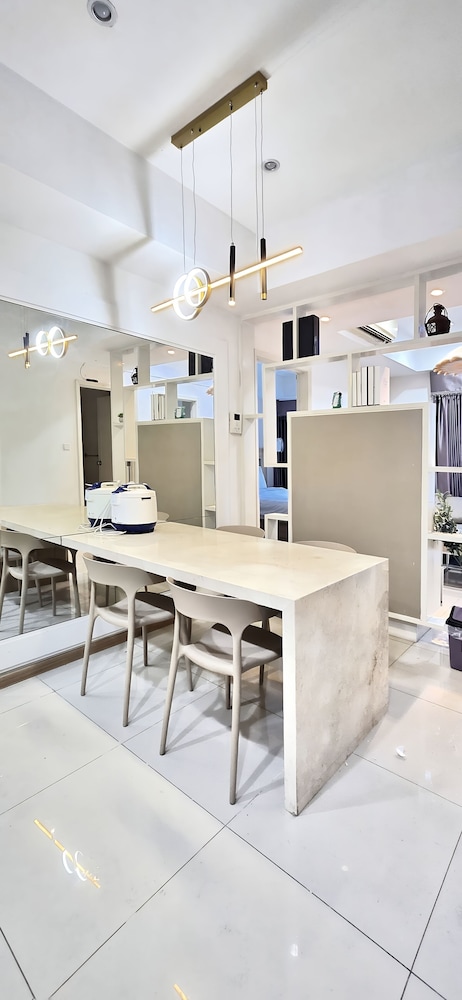 Staysanliving - Kota Kasablanka