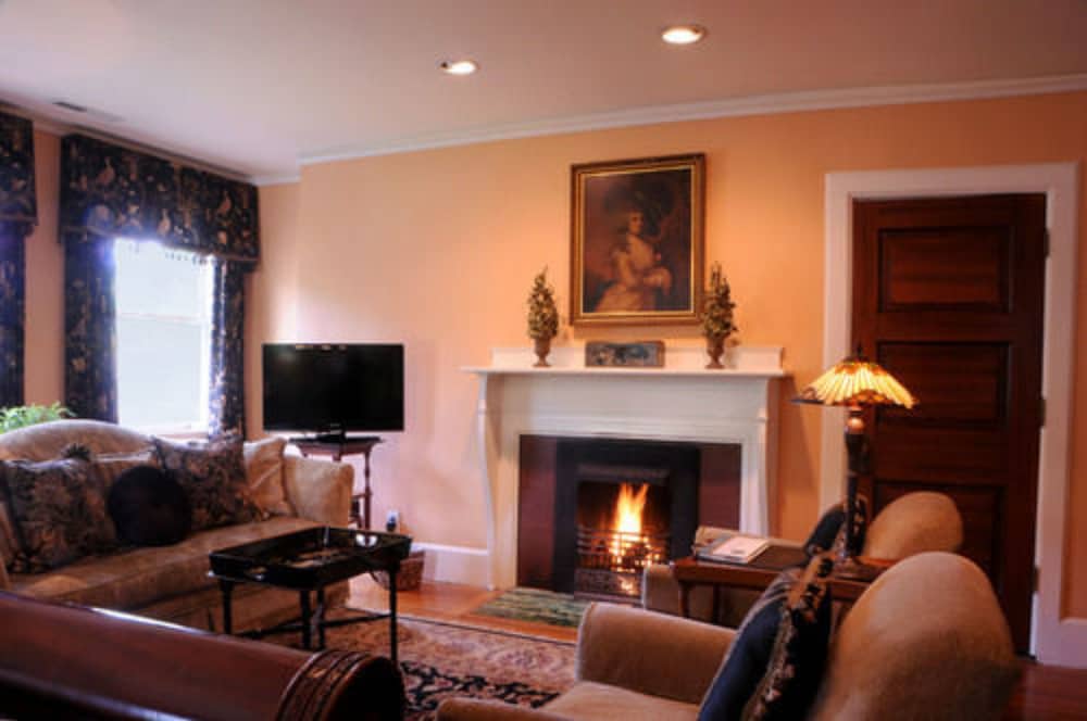 The Black Walnut B & B Inn