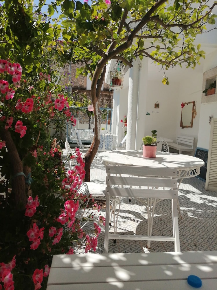 Defne Ev Otel - Image 41