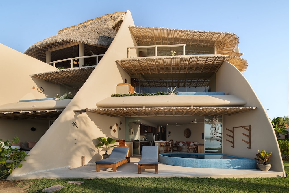 Punta Majahua Condos