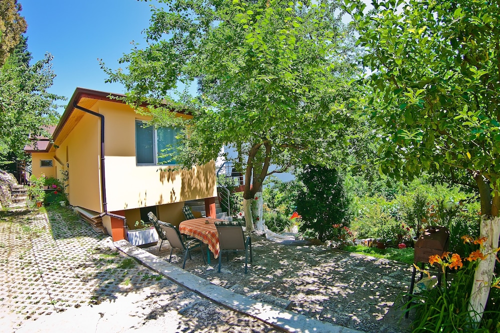 Villa Sequoia