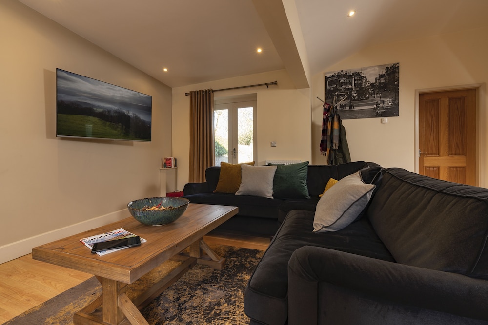 2 Bedroom - 1 Bathroom - Lodge House - Windermere - Retreat view 2