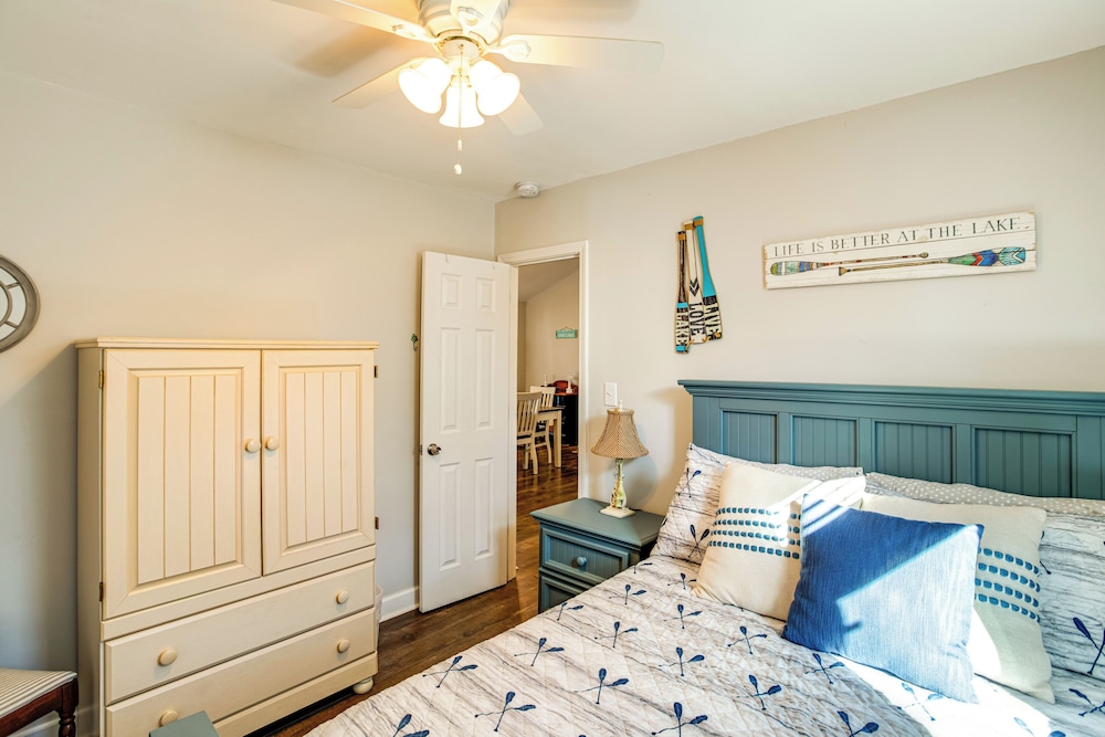 Lake Murray Retreat w/ Fishing Dock, Near Marinas!