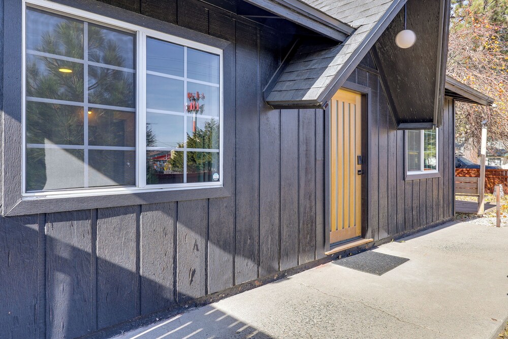 Fish, Hike & Explore: Cabin w/ Yard in Big Bear