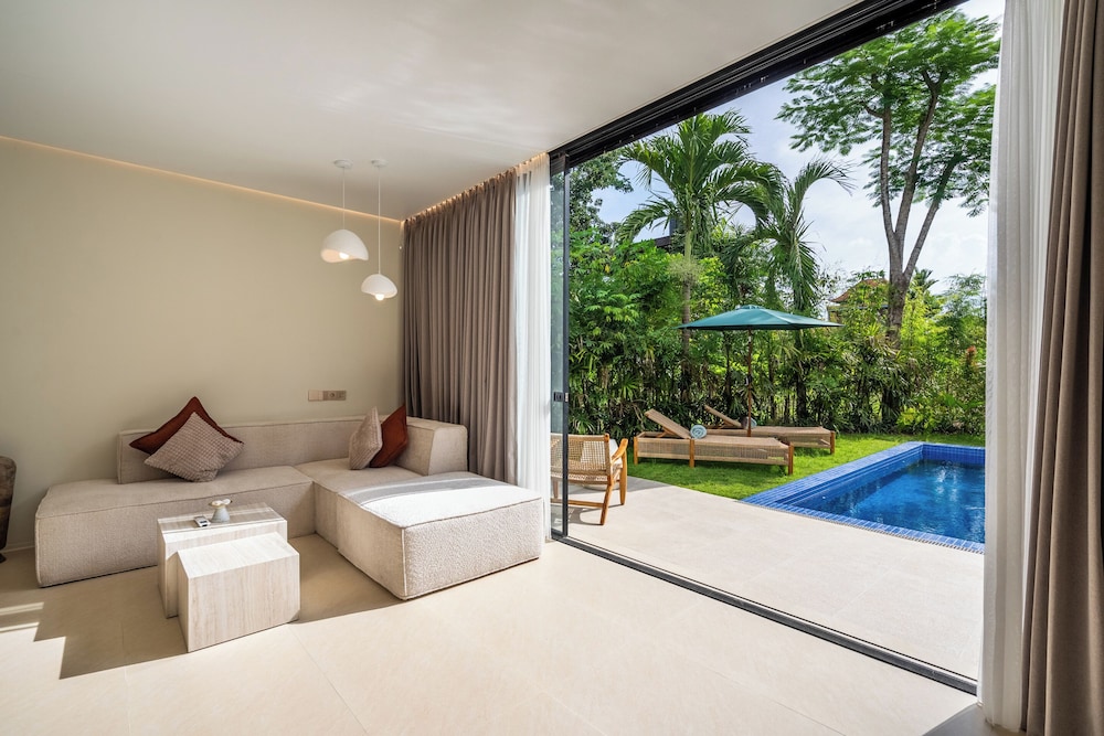 Hidden City Ubud - Modern Villas & Townhouses with Private Pools, Nature Views and Wellness Access
