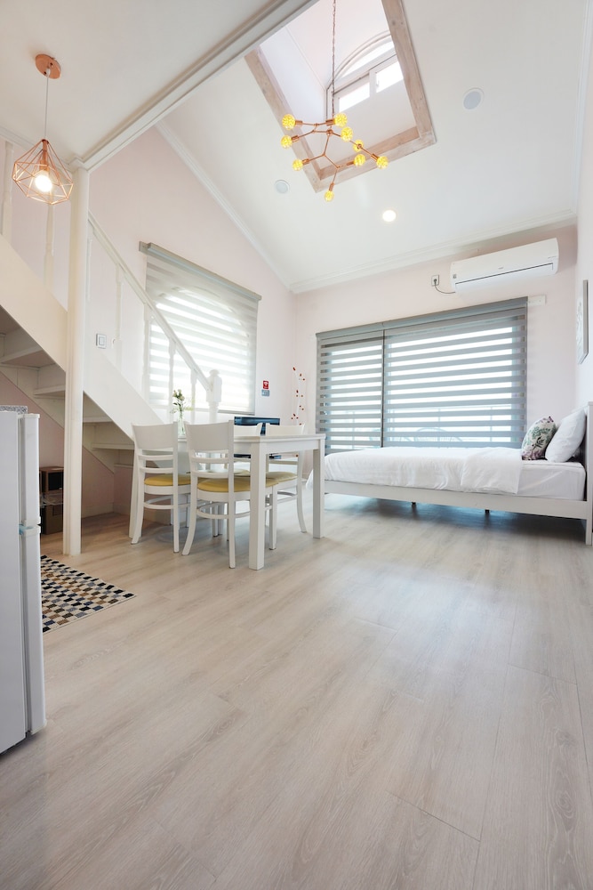 Sky-tary Pension