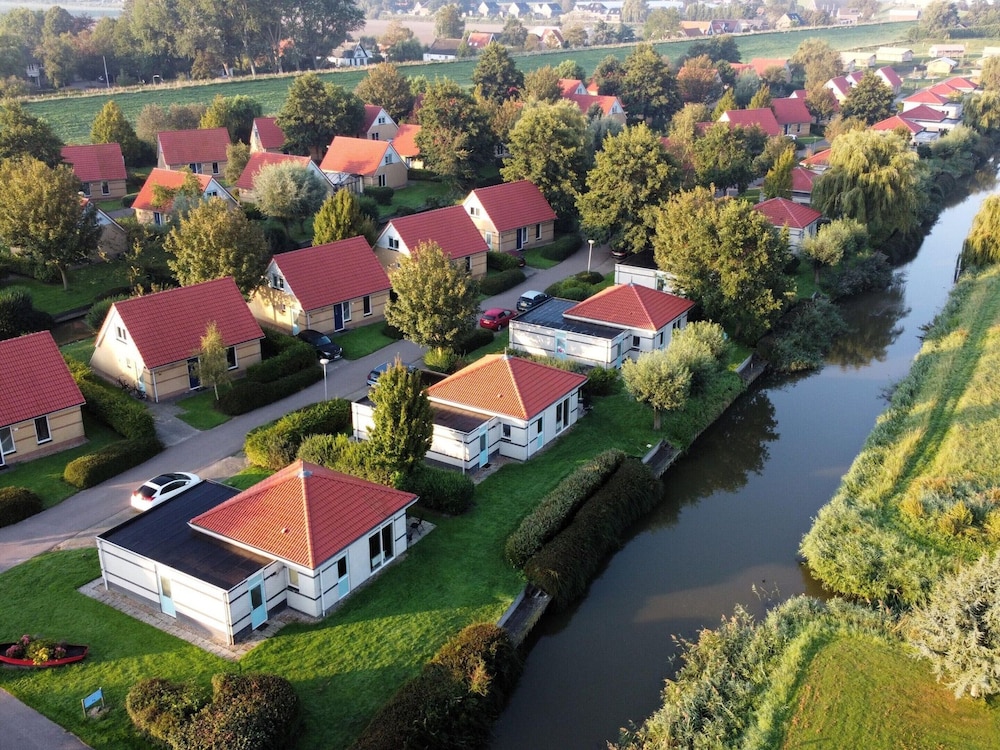 Safari Lodge Near Ijsselmeer Glamping view 5