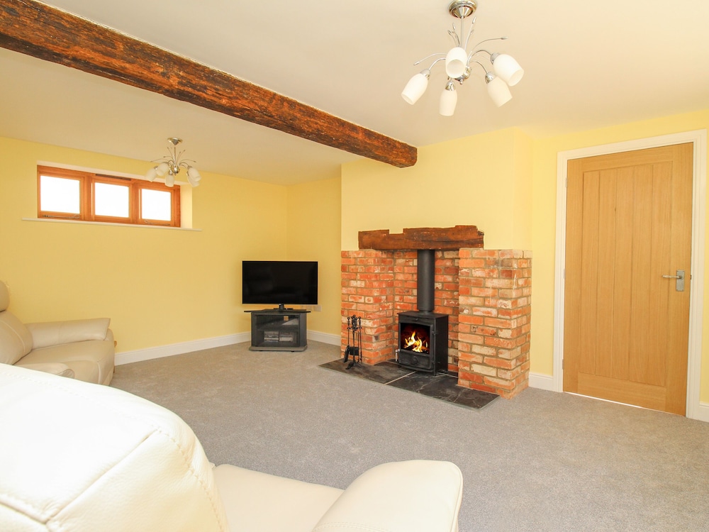 The Stables, Burton Bradstock