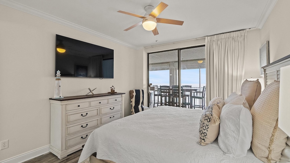 Pelican Pointe #1003 by Southern Vacation Rentals