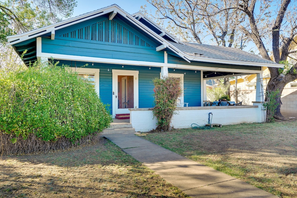 Vintage Home w/ Mtn Views: 12 Mi to Patagonia Lake view 4