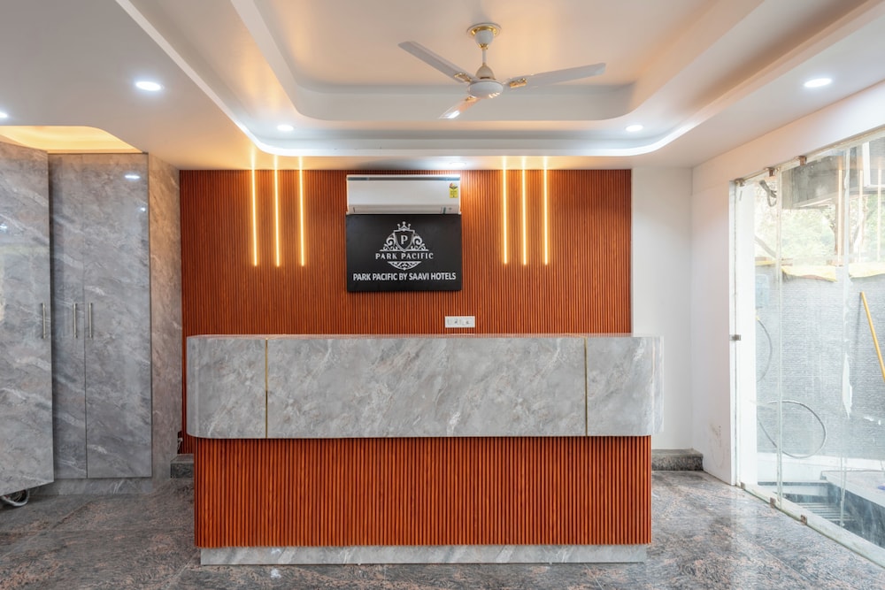 Saavi Hotel Sector- 45
