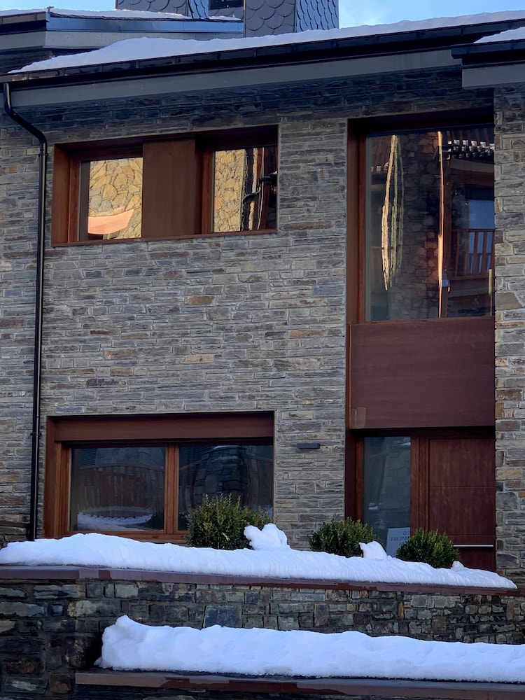 Ski Chalet Andorra - El Tarter by KOKONO
