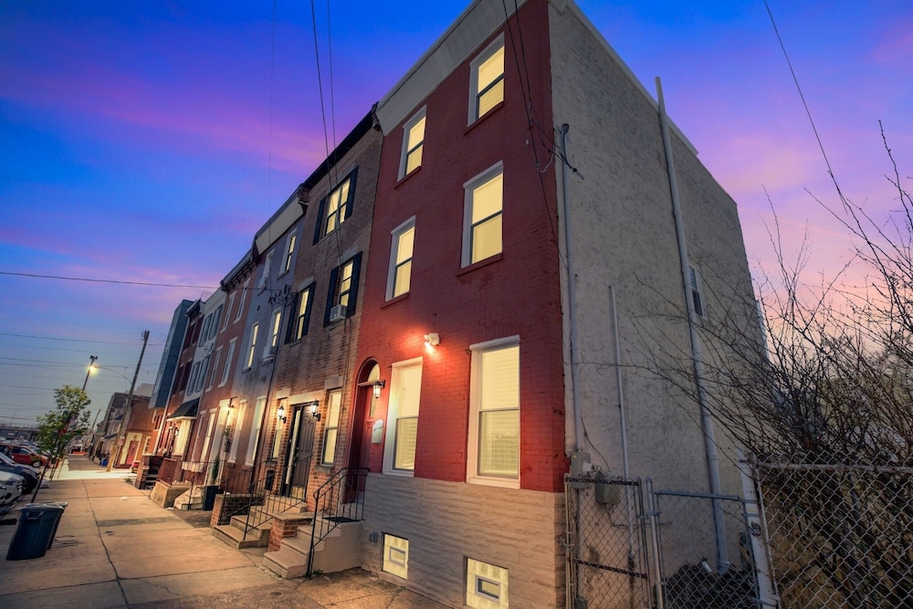 Enjoy Your Stay In This Amazing Location In Philadelphia! 4 Bedroom Home by RedAwning view 5