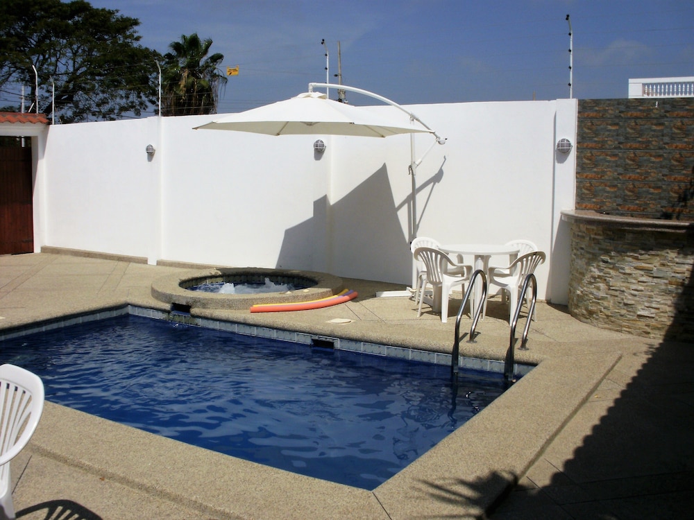 Cesar's House Salinas