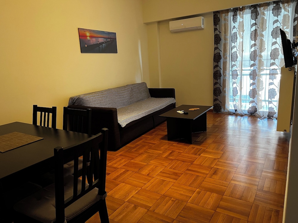 Pnyka Apartment 1