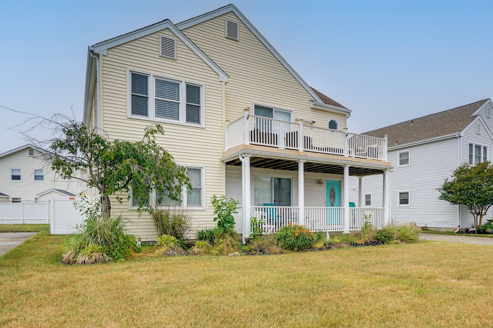 Brigantine Getaway: Walk to the Beach! view 4