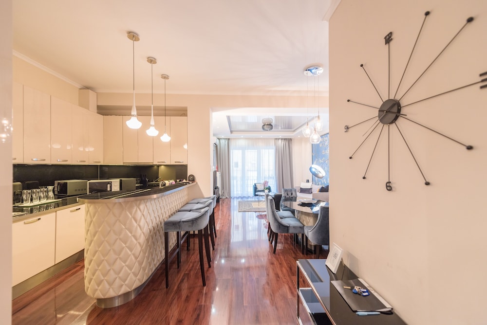 Venus Apartments - Liberty Bridge