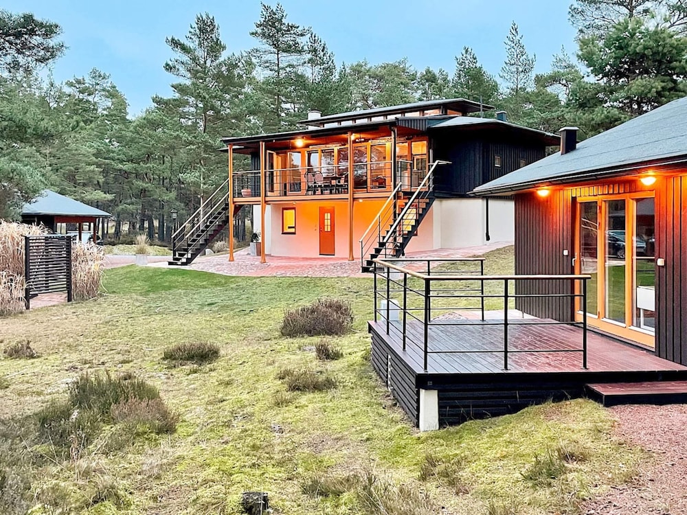 Cozy Cottage Near Beach in Ahus