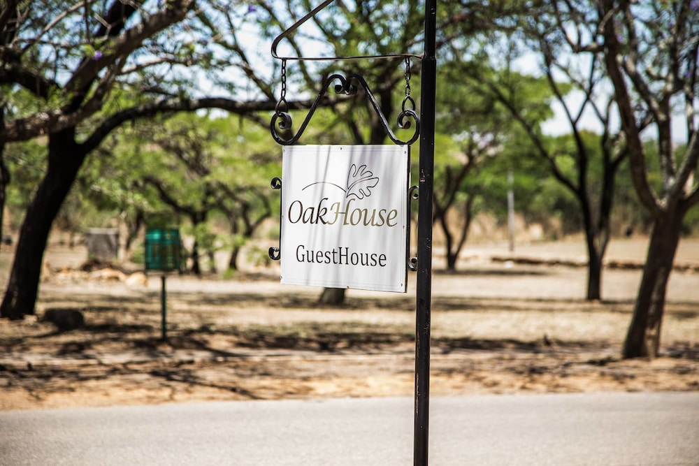 Oak House Venue