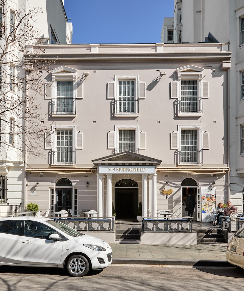 Potts Point Vacations - No9 Springfield - Property Image 4