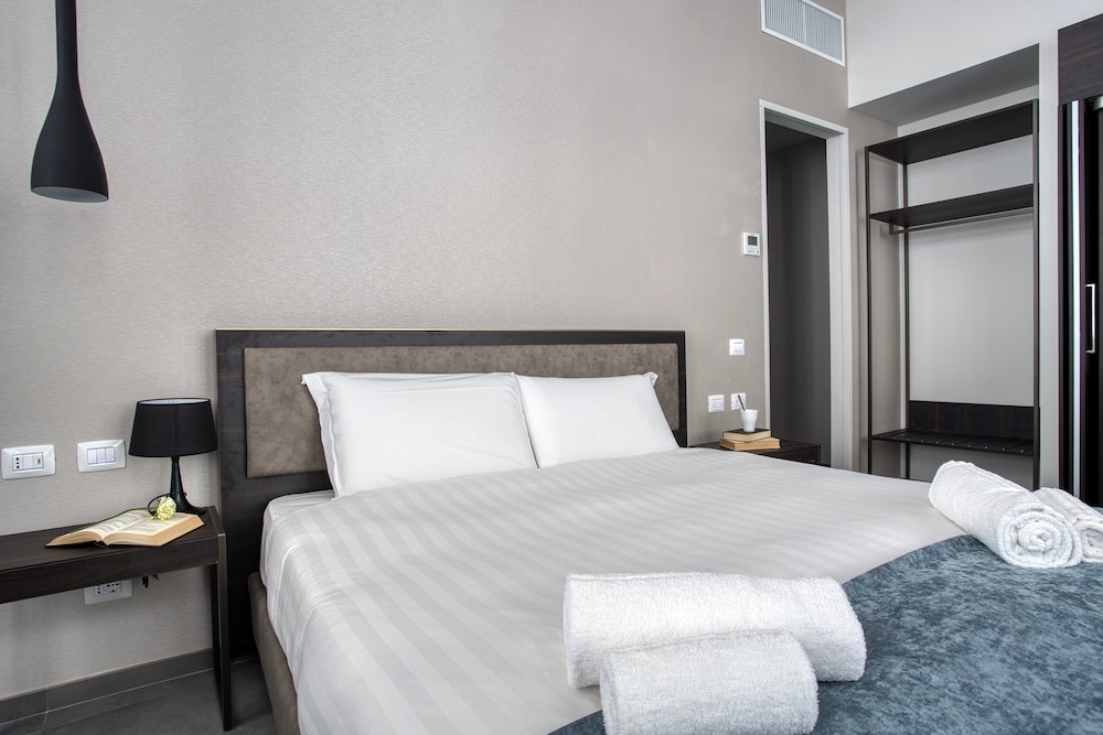 Superb Room for 4 near Duomo di Milano