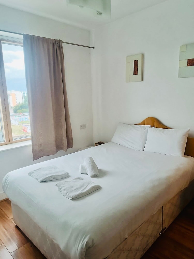 Super Grand Water Front View 2 Beds 2 Baths