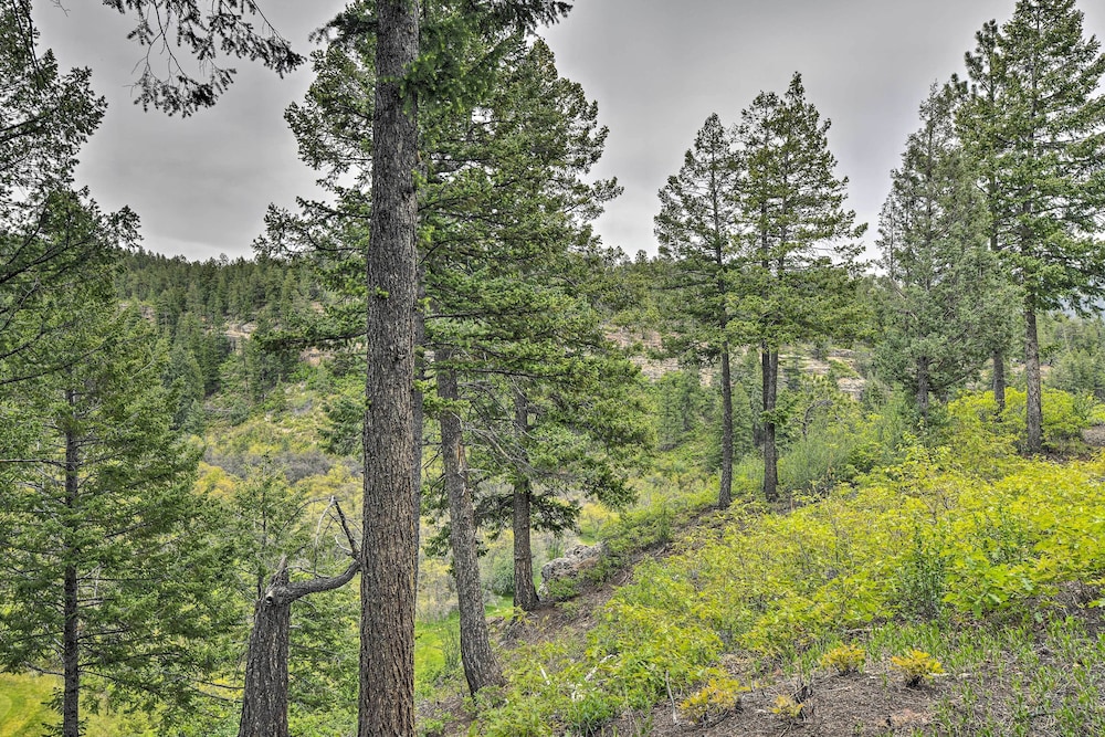 Family-friendly Durango Condo w/ Resort Amenities!
